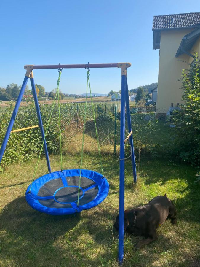 Großzügige Ferienwohnung am Stadtrand von Fulda Exterior foto