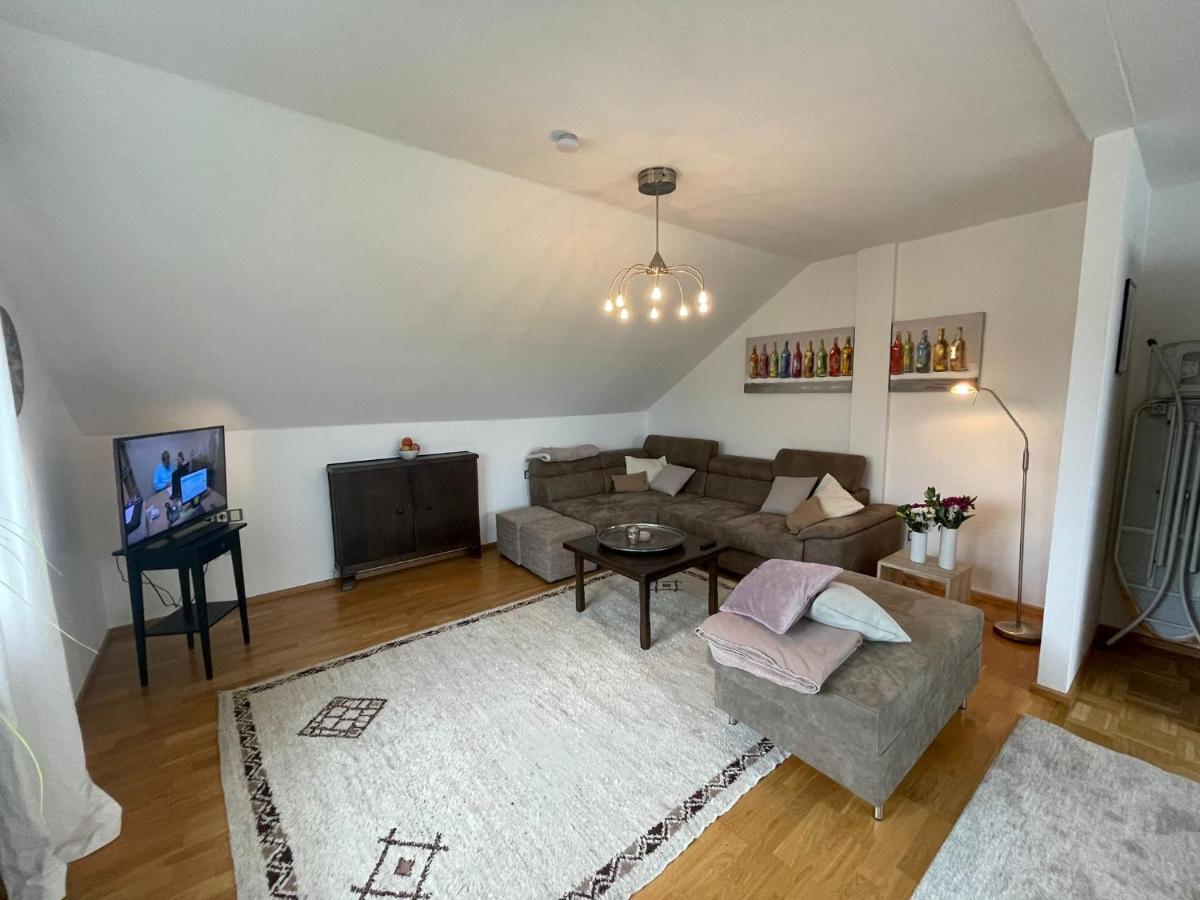Großzügige Ferienwohnung am Stadtrand von Fulda Exterior foto